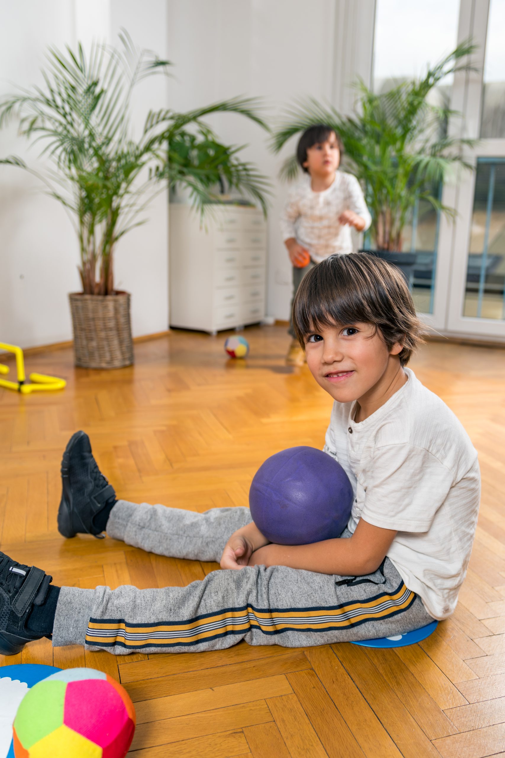 niño´jugando-sala-emociones